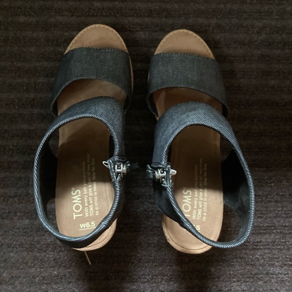COPY - TOMS women’s denim heels - Picture 7 of 7